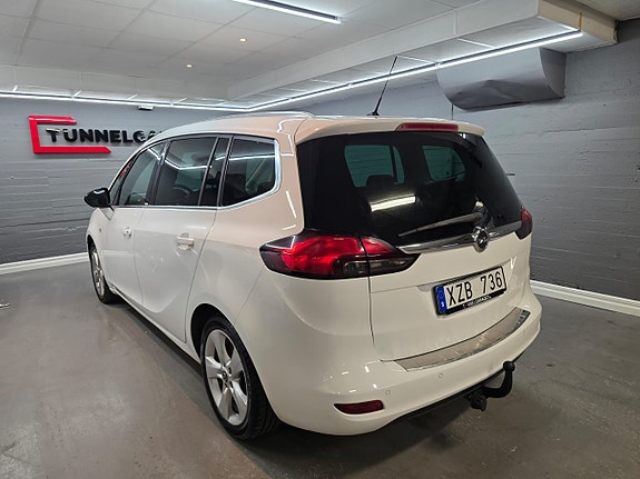 Opel Zafira Tourer 3 of 8