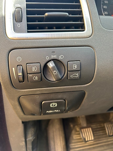 Volvo V70 12 of 12