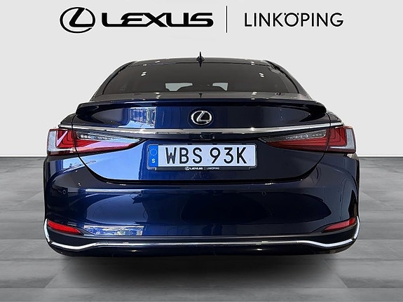 Lexus ES300h 4 of 14