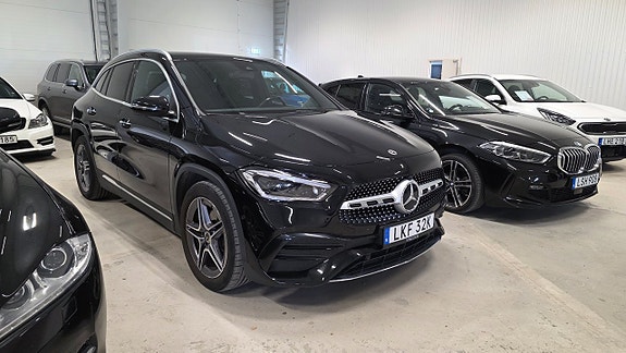 Mercedes-Benz GLA200 27 of 29
