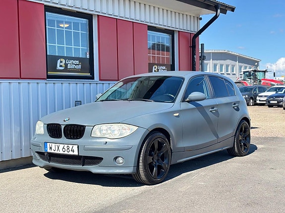 BMW 120d 2 of 19