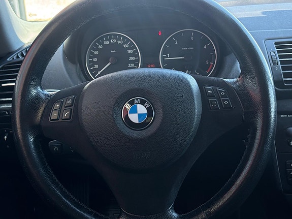 BMW 120d 12 of 19