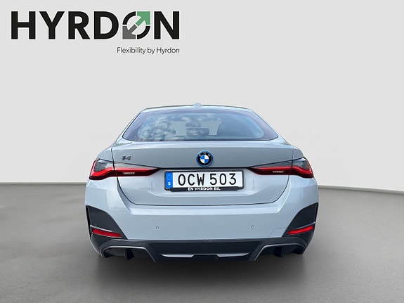 BMW i4 6 of 18