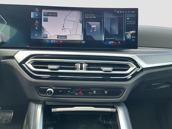 BMW i4 16 of 18
