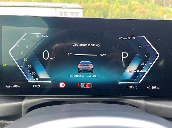 BMW i4 18 of 18