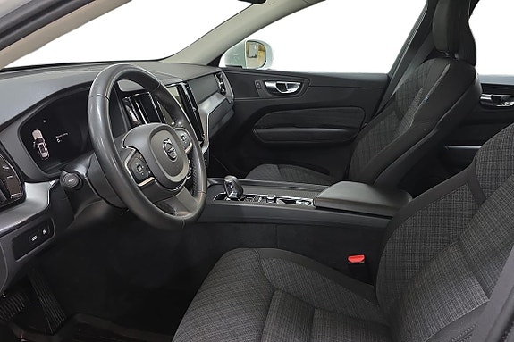Volvo XC60 14 of 24