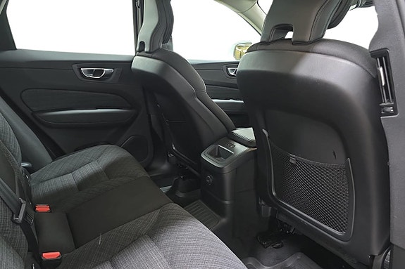 Volvo XC60 9 of 24