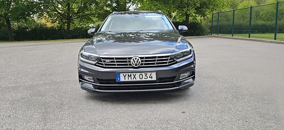 Volkswagen Passat 3 of 12