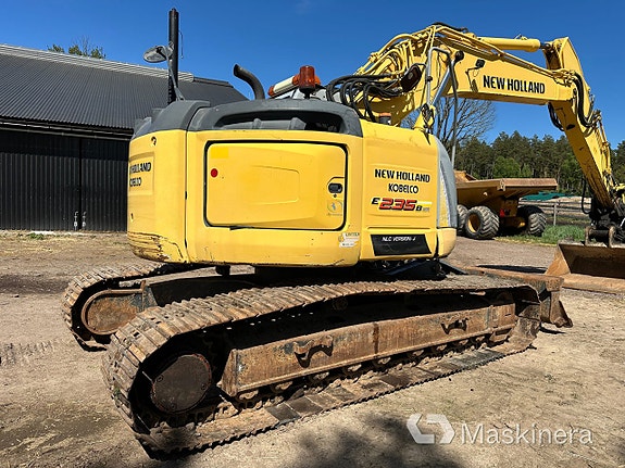 Grävmaskin New Holland Kobelco E235BSR-2 13 of 27