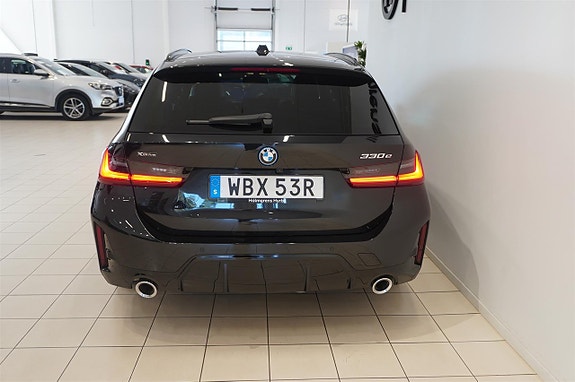 BMW 330e 4 of 12