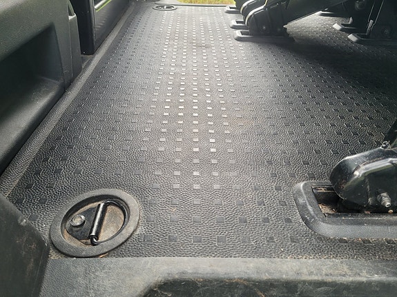 Volkswagen Caravelle 9 of 19