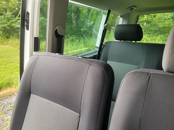 Volkswagen Caravelle 14 of 19