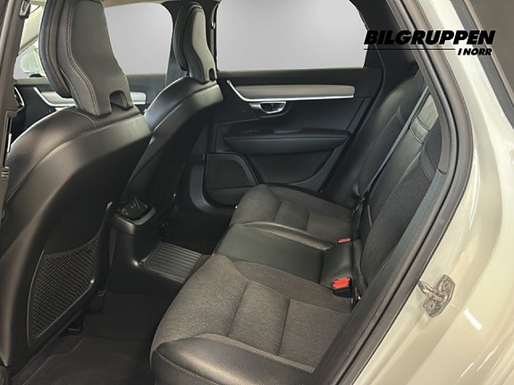 Volvo V90 9 of 17