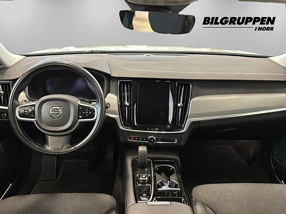 Volvo V90 7 of 17
