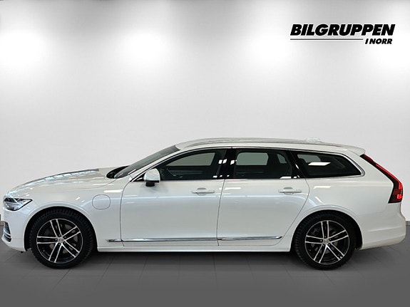 Volvo V90 4 of 17