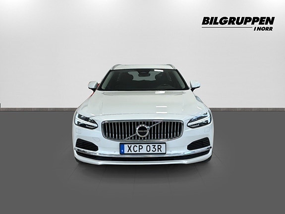 Volvo V90 2 of 17