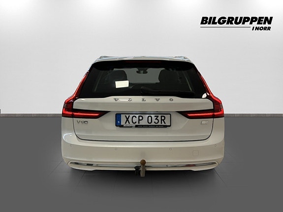 Volvo V90 5 of 17