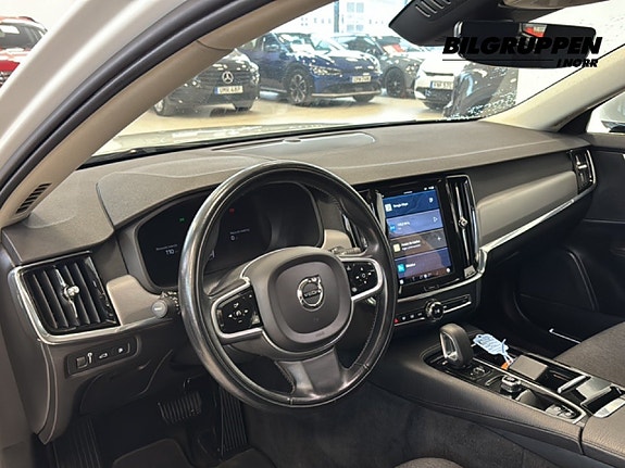 Volvo V90 16 of 17