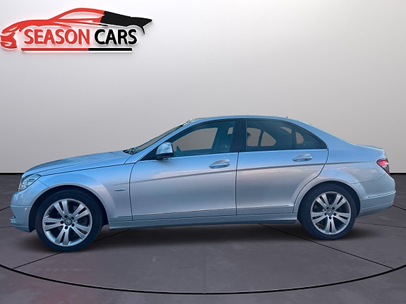 Mercedes-Benz C200 7 of 13