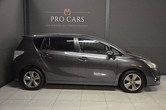 Toyota Verso 3 of 22