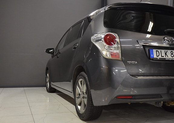 Toyota Verso 8 of 22