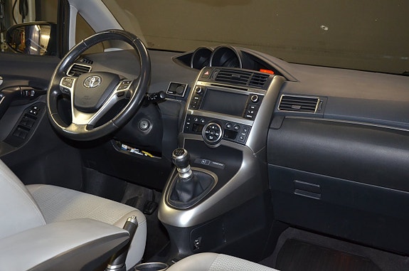 Toyota Verso 10 of 22