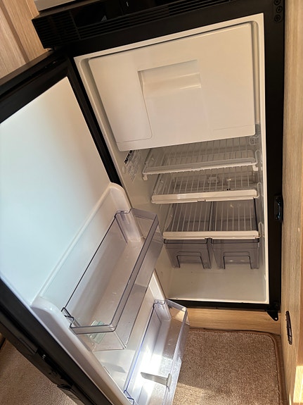 Dreamer Living Van 11 of 18
