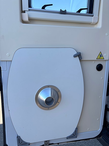 Dreamer Living Van 6 of 18