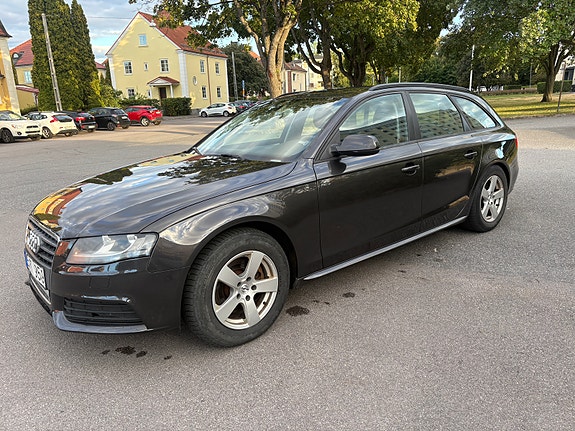 Audi A4 2 of 8