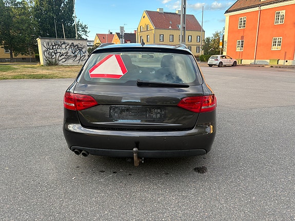 Audi A4 5 of 8