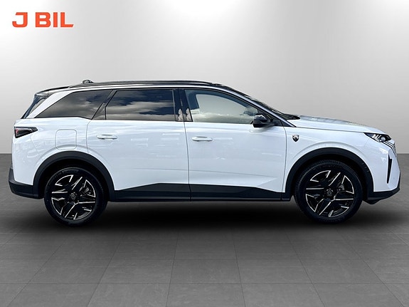 Peugeot 5008 16 of 19