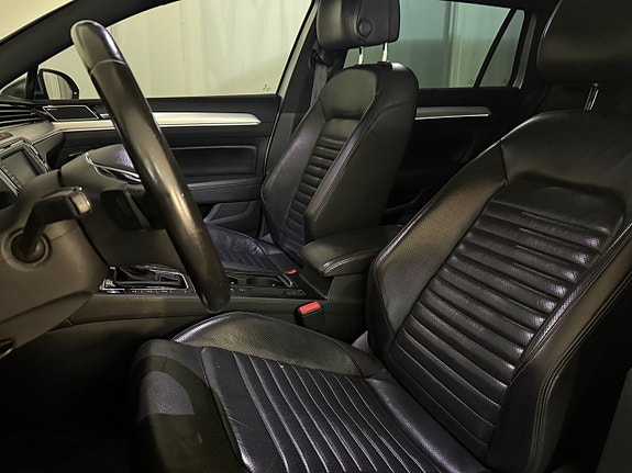 Volkswagen Passat Alltrack 7 of 21