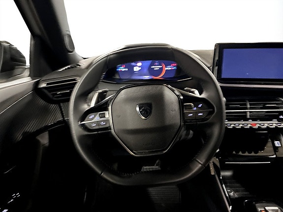 Peugeot 2008 7 of 19