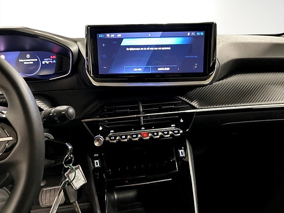 Peugeot 2008 12 of 19