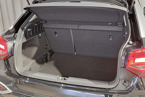 Audi Q2 5 of 14
