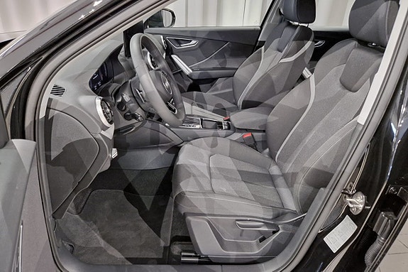 Audi Q2 6 of 14