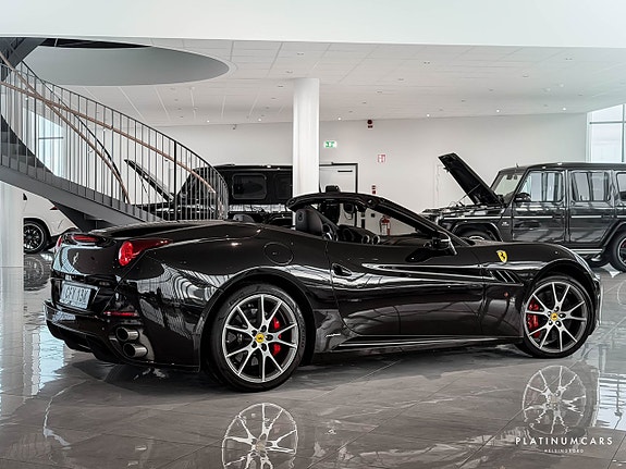 Ferrari California 3 of 12