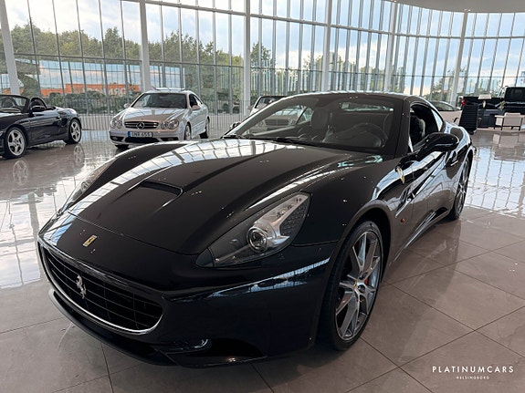 Ferrari California 9 of 12