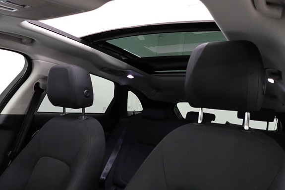 Jaguar F-PACE 14 of 21