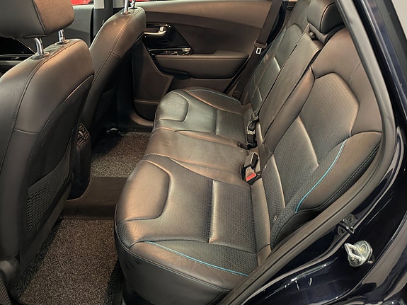 Kia Niro 11 of 14