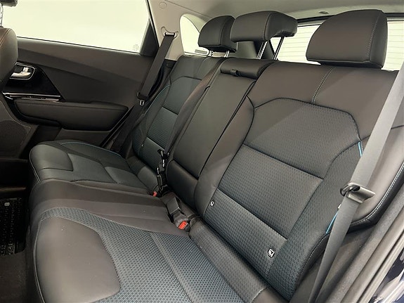 Kia Niro 11 of 16