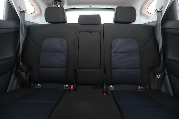 Hyundai Tucson 16 of 30