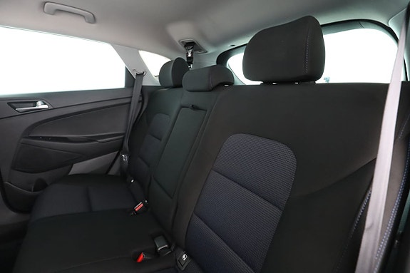 Hyundai Tucson 15 of 30