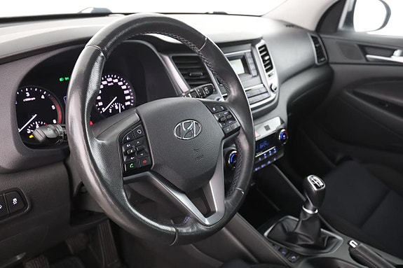 Hyundai Tucson 12 of 30