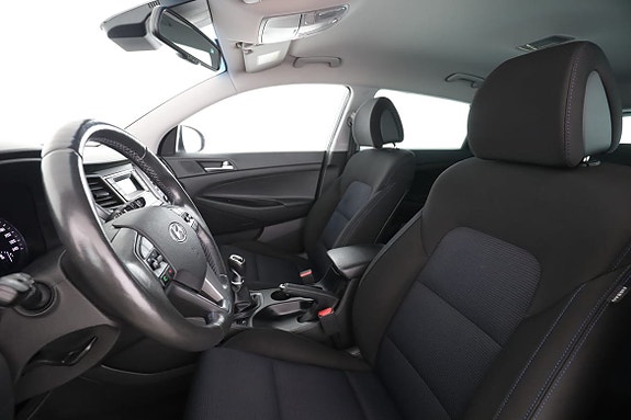 Hyundai Tucson 11 of 30