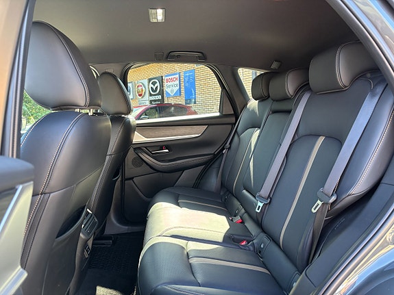 Mazda CX-60 20 of 27