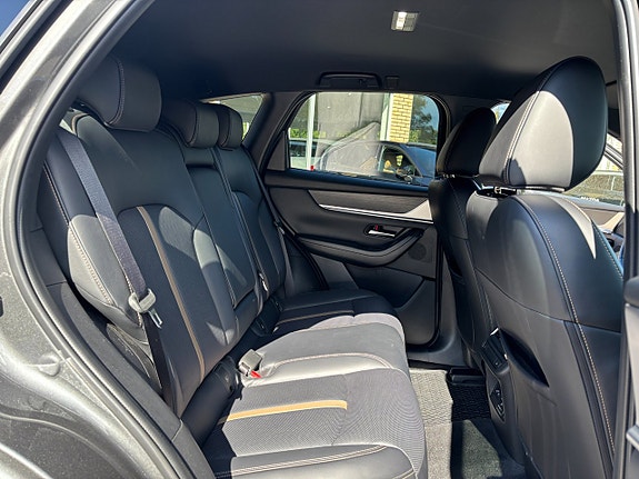 Mazda CX-60 24 of 27