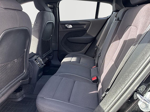 Volvo C40 7 of 16