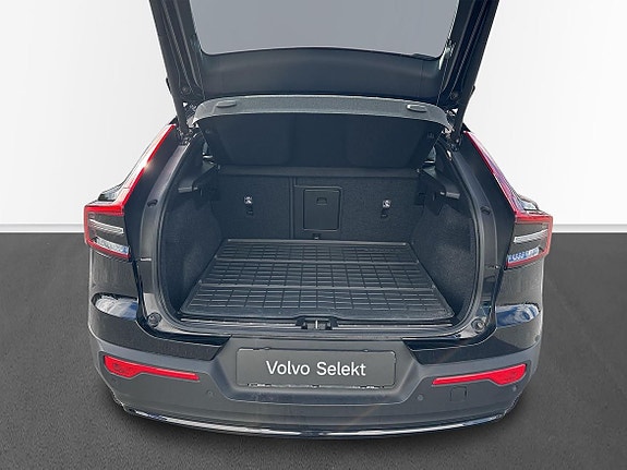 Volvo C40 14 of 16