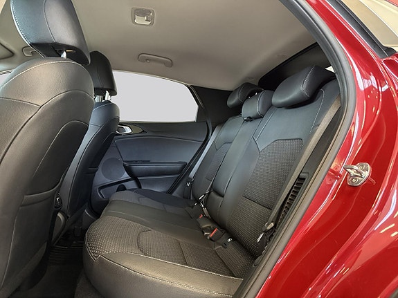 Kia XCeed 9 of 17